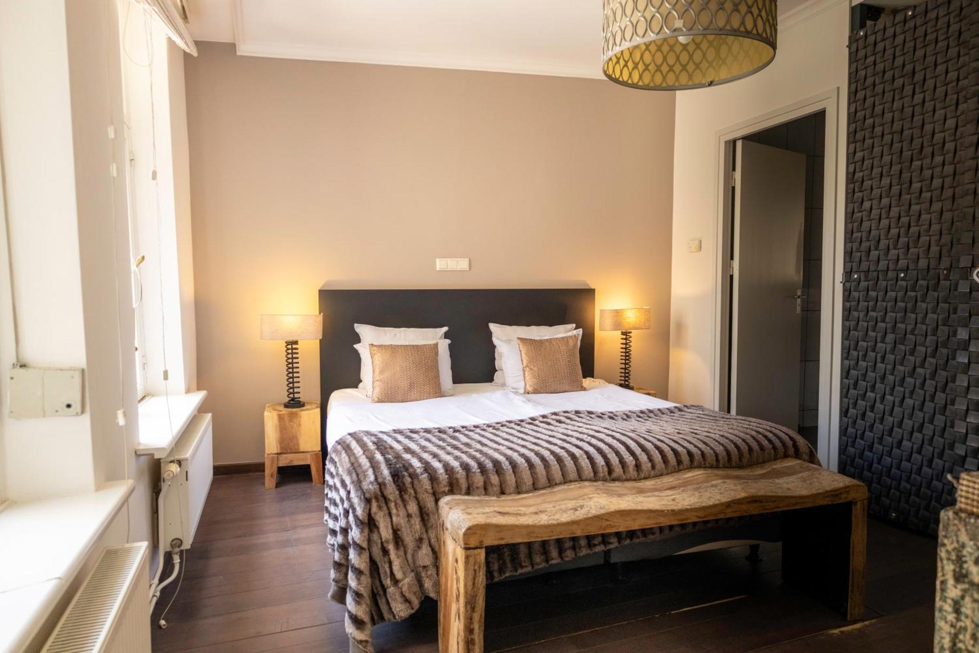 Bouteaque Hotel Maastricht Ngoại thất bức ảnh